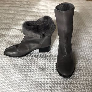 H by Halston fold over fur Grey booties
